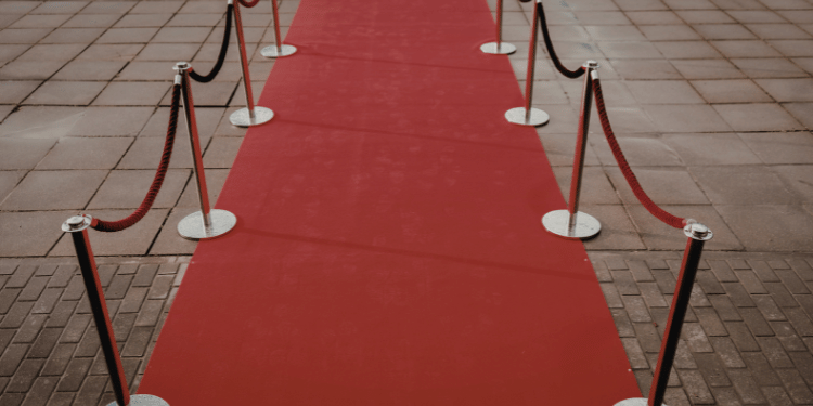 red carpet minimalist looks worn by top Hollywood actresses